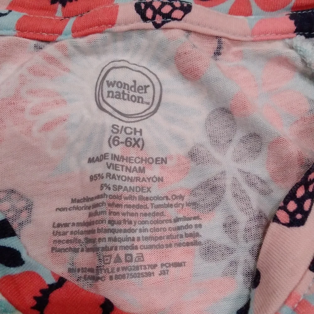 Girl's Size 6 Bundle 2 Tops 2 Bottoms